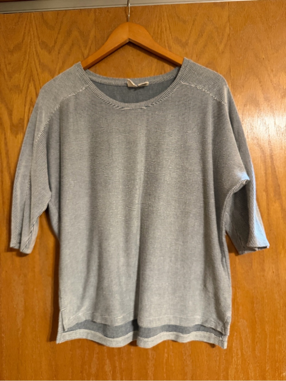Artisan Ny Light Gray Striped Short-Sleeve Knit Top